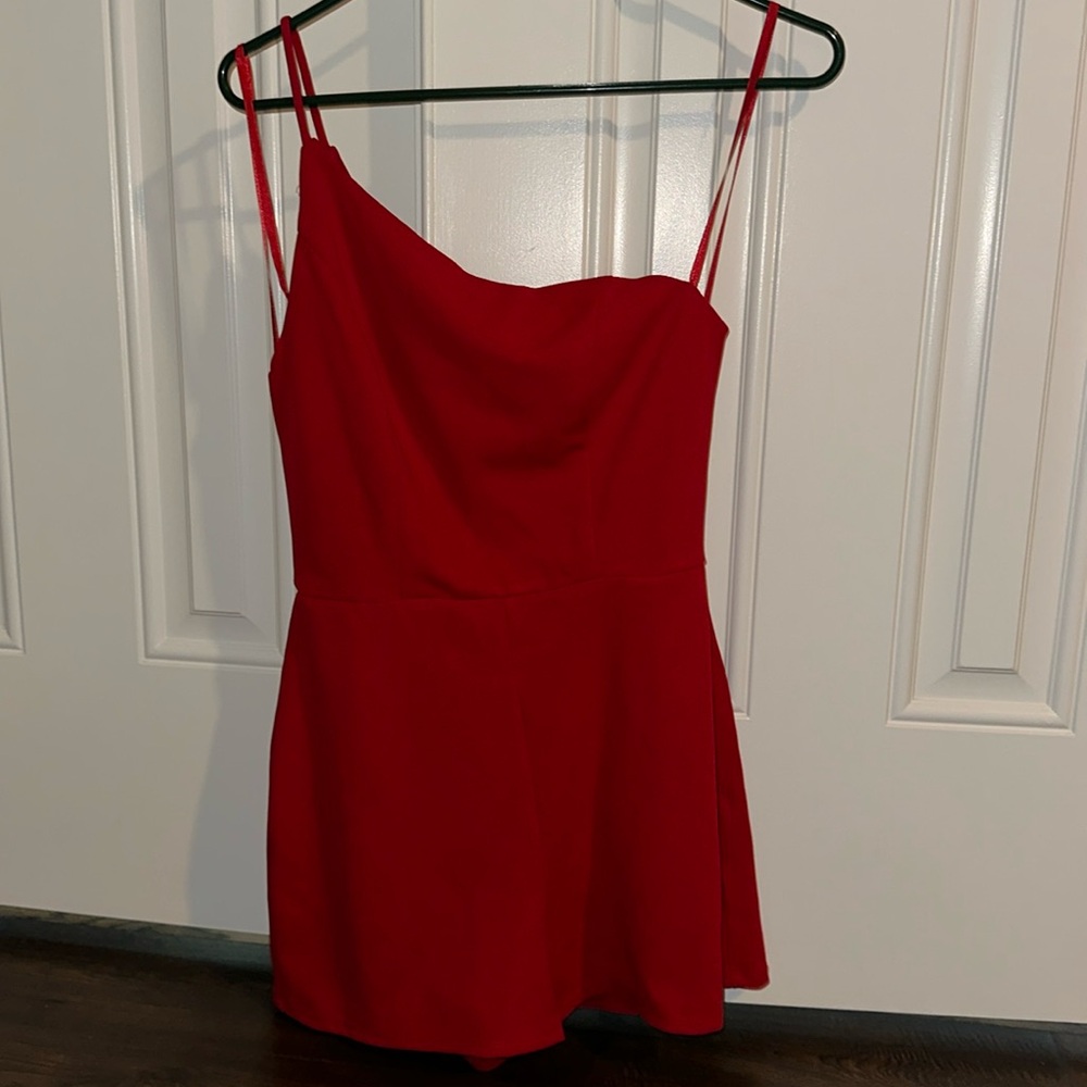 One shoulder romper